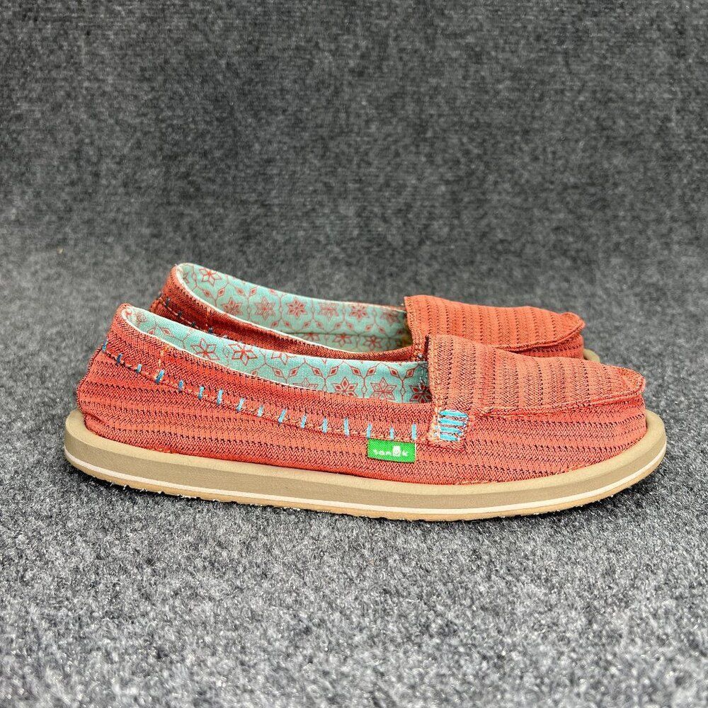 Sanuk Shoes Women's Size 6 Slip On Comfort Beach Activewear Athletic Lightweight